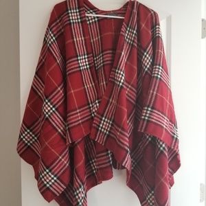 Red/black plaid poncho OS